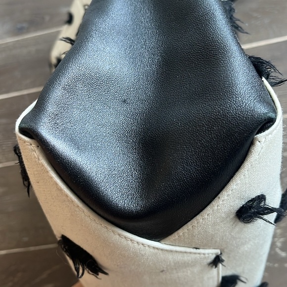 Celine leather and fabric cabas tote with fuzzy tufts - Picture 10 of 11